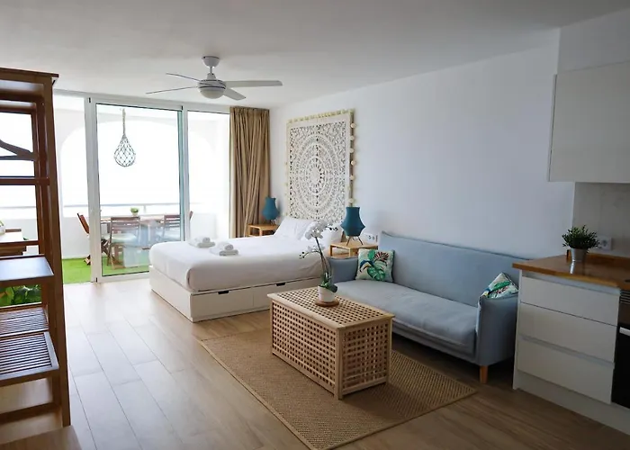 Lägenhet Cosy Sea View Free Wifi