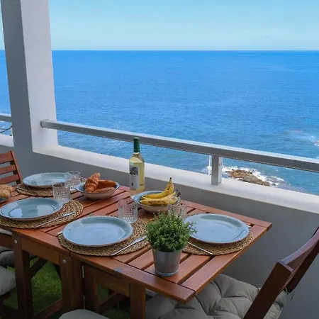 Cosy Sea View Free Wifi Apartment