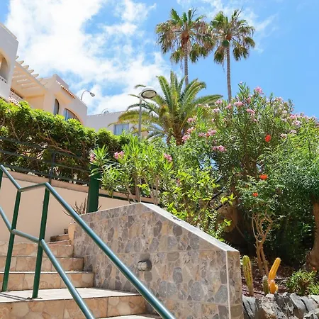 Cosy Sea View Free Wifi Apartment