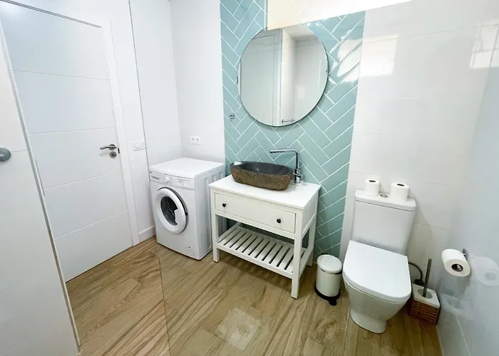 Cosy Sea View Free Wifi Apartment